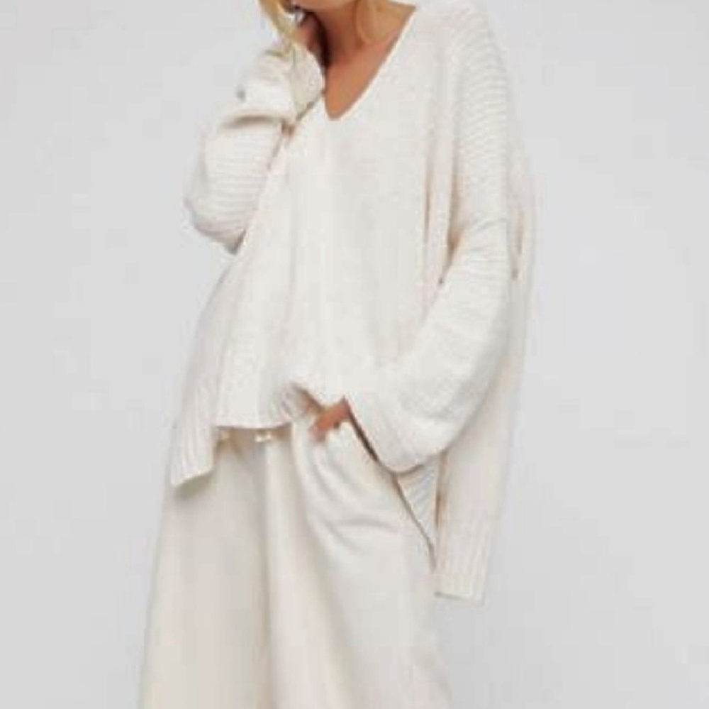 FP Ivory V-neck Chunky Sweater